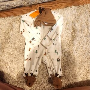 NWT Just For You by Carter's Reindeer Pj and Hat Set- Size Newborn